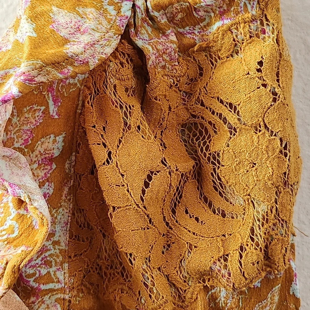 Free‎ People Lucie Mini Dress Antique Coin Combo Mustard Yellow Open Back Size 2